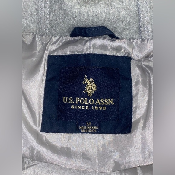 USPA Gray Puffer Vest with Hood - Picture 5 of 7